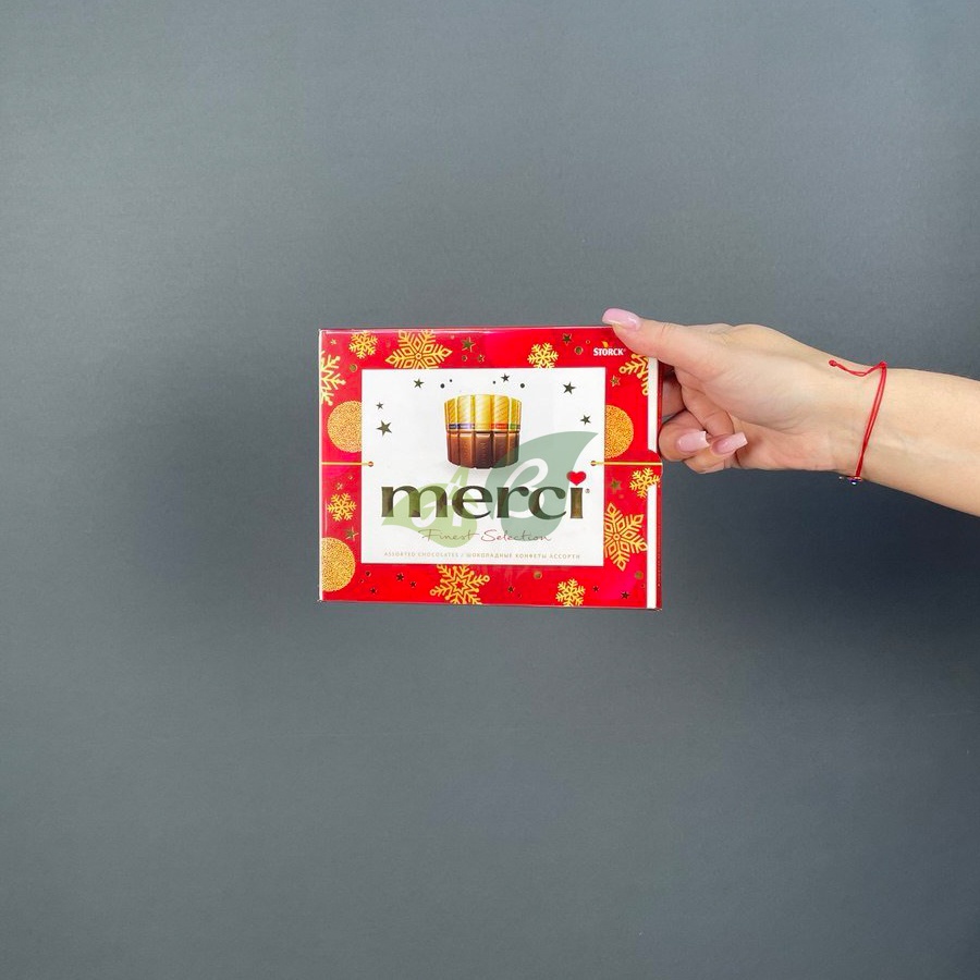 Конфеты Merci с миндалем 250 грамм